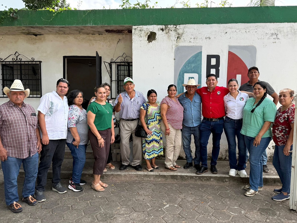 

Gracias a la dirigencia municipal, Luis Alberto Villela Rodríguez y Jeanna Torres Rentería, por su hospitalidad y sumar esfuerzos para seguir construyendo un PRI fuerte y cercano a la gente. 💪✨


